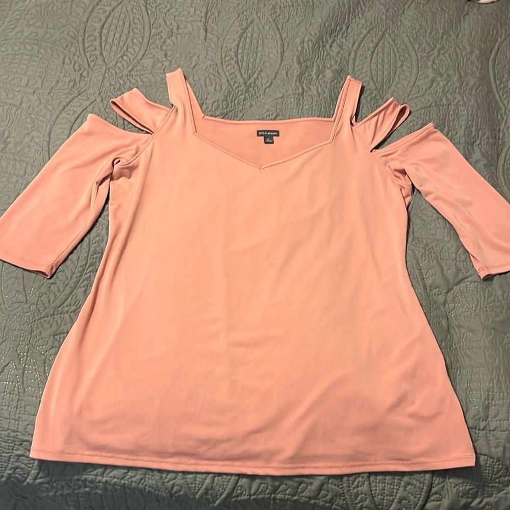 EUC Bold Elements Size XL Pink Top with Cold Shoulder Detail - Picture 1 of 5